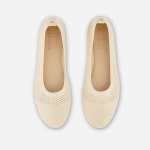 Danskin Vision Women's Vanilla Cream Ballet Flats Size 6.5